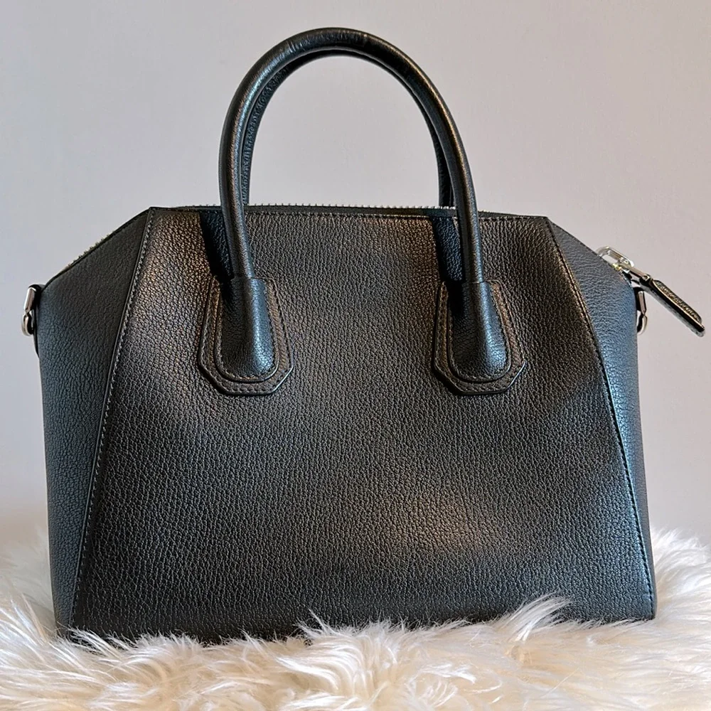 Givenchy Small Antigona Bag - Picture 3 of 14
